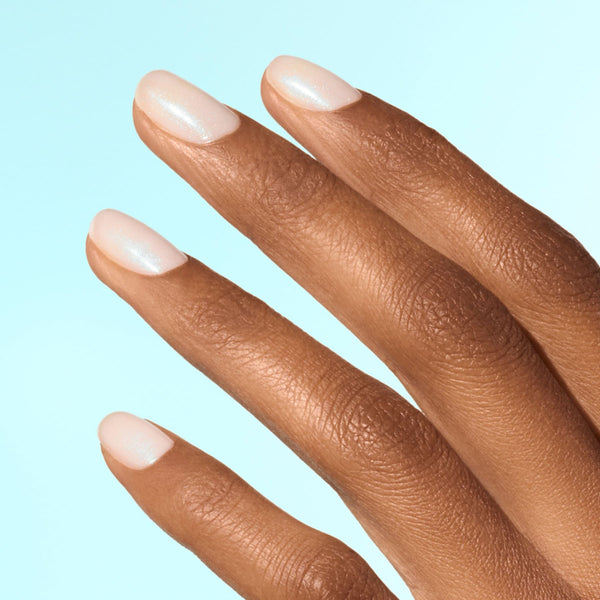 Manucurist Active™ Plump, lak-nega sa kolagenom 15 ml – Aqua Glazed