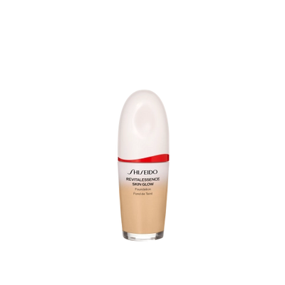 Shiseido Revitalessence Skin Glow Foundation Spf30