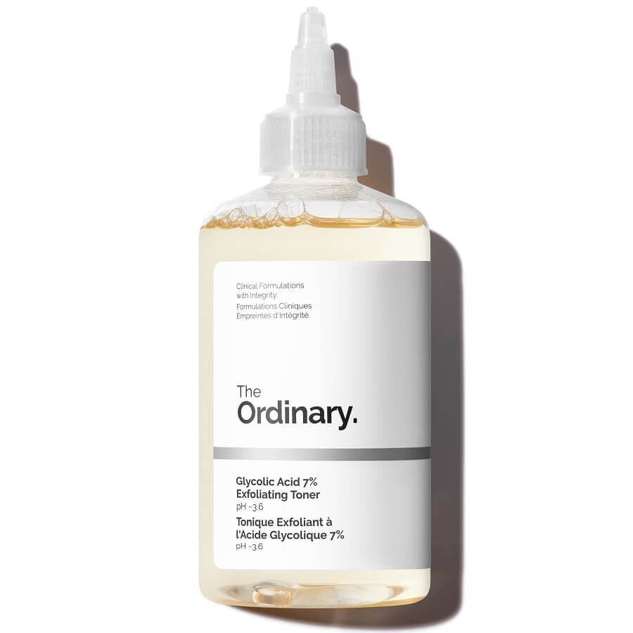 Kako se rešiti uraslih dlačica i „strawberry skin” sa The Ordinary Glycolic Acid-om