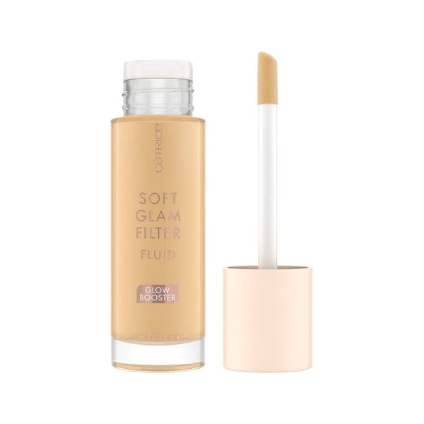 Catrice soft glam filter fluid za lice