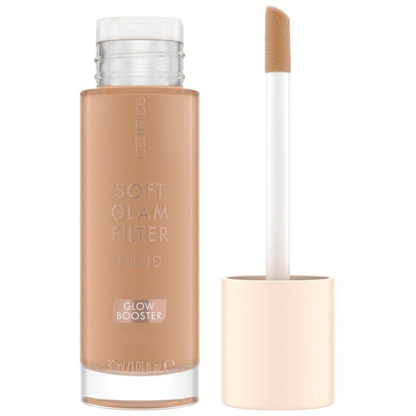 Catrice soft glam filter fluid za lice