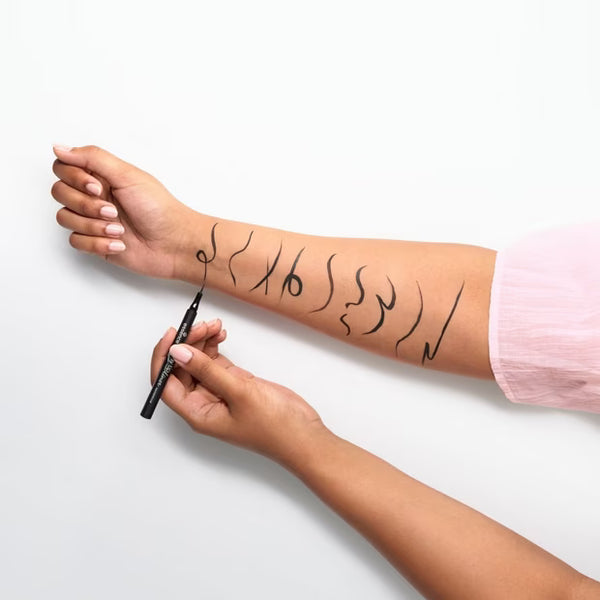 essence tiny tip liner waterproof