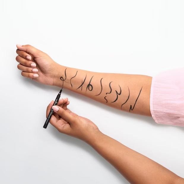 essence tiny tip liner waterproof