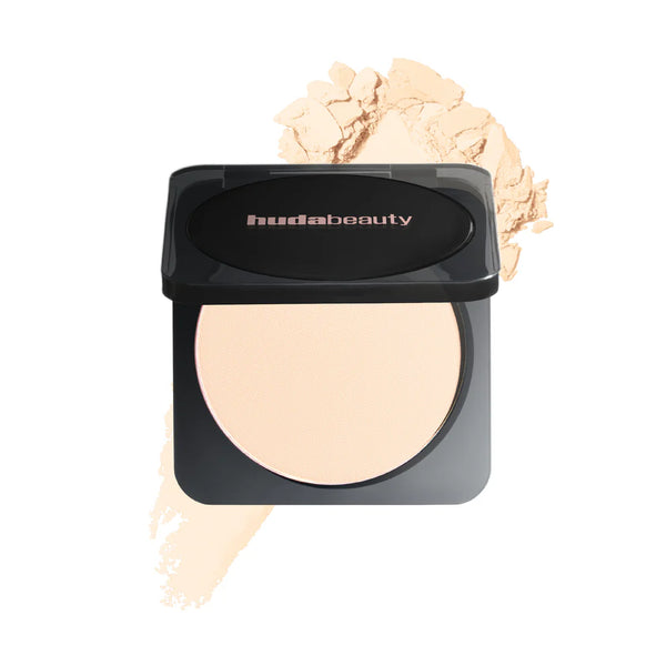 Huda Beauty  Pressed Powder Pound Cake