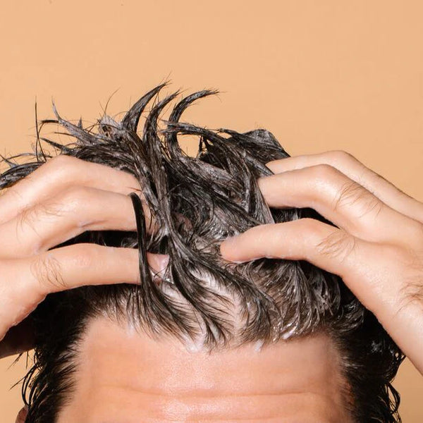 OLAPLEX Nº.4 BOND MAINTENANCE SHAMPOO