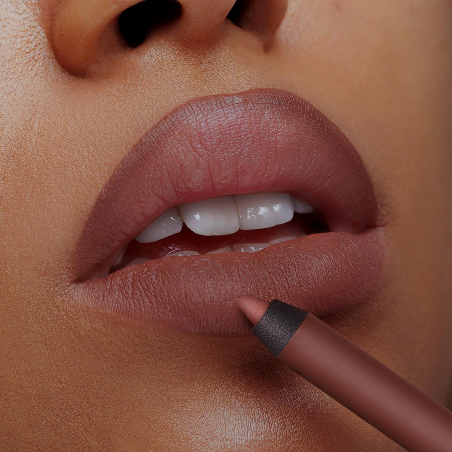 Nabla Close-Up Lip Shaper